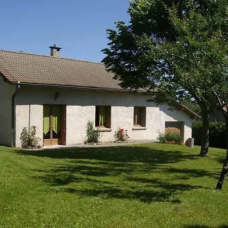 Holiday home Montagne Avec Cheminee - 4 Chambres, Animaux Acceptes - Fr-1-582-243 *